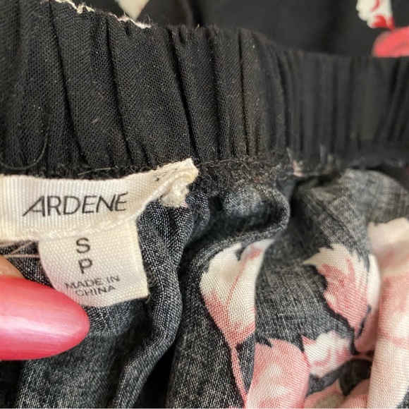 Womens Flower Printed Off Shoulder Ruffle Bardot Top • Small - Picture 6 of 7